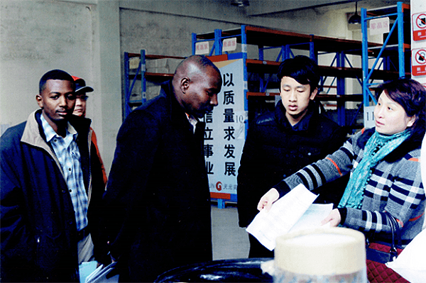 南非客户来开云体育官方
航材化工原料公司验货