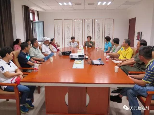 津孝三线回访团参观开云体育官方科技工业园