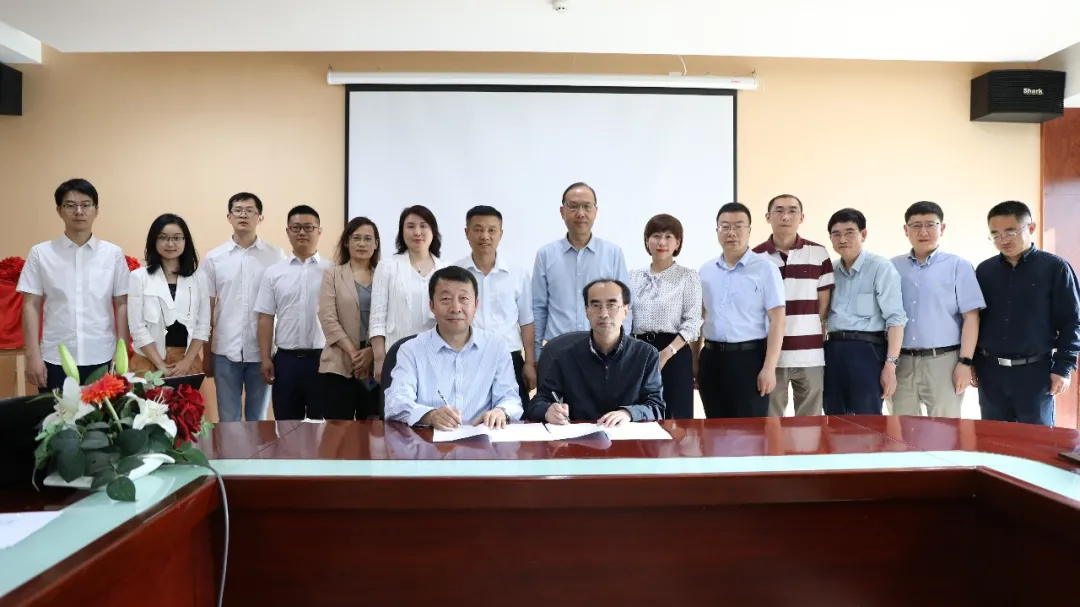 开云体育官方
新材携手兰州大学共建联合实验室