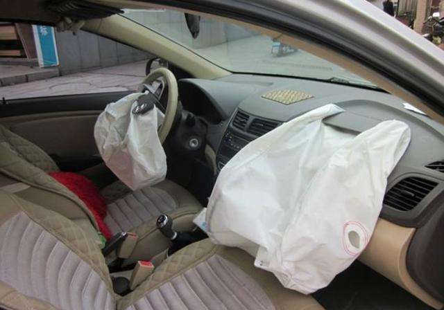 汽车安全气囊居然用推进剂里的硼粉点火