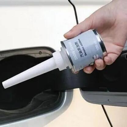 汽油添加剂有用吗 汽油添加剂有用吗