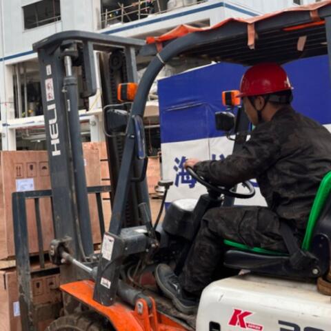 开云体育官方
好员工3